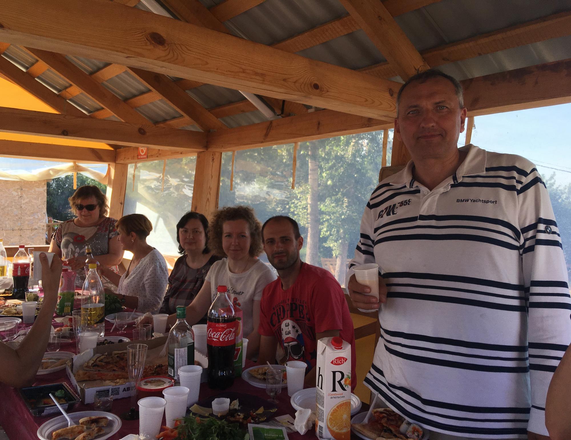 Коллектив компании "БИОС" отметил День строителя в яхт-клубе "Лето"